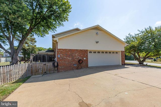 2123 MATTHEW LN, Fredericksburg, VA 22405