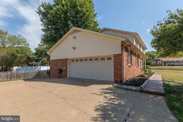 2123 MATTHEW LN, Fredericksburg, VA 22405