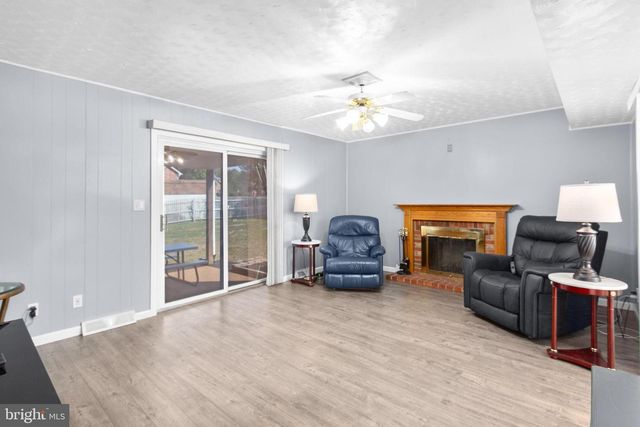 2123 MATTHEW LN, Fredericksburg, VA 22405