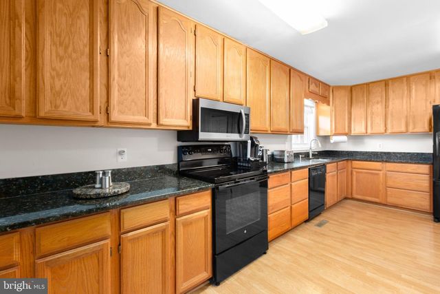 2123 MATTHEW LN, Fredericksburg, VA 22405