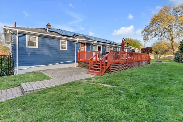 62 Canonchet Trail, Cranston, RI 02921