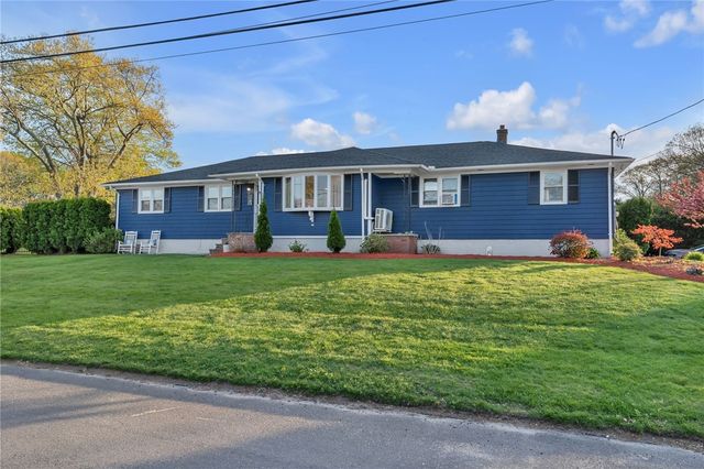 62 Canonchet Trail, Cranston, RI 02921