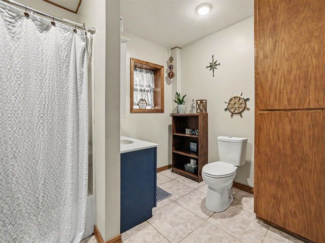 5690 White Road, Muskegon, MI 49442