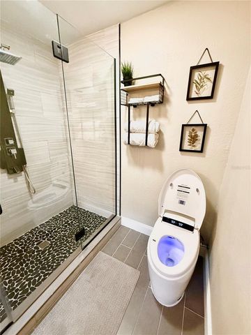 10021 N 53RD STREET, Temple Terrace, FL 33617