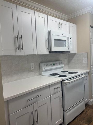1139 Town Center Drive 11, Jupiter, FL 33458