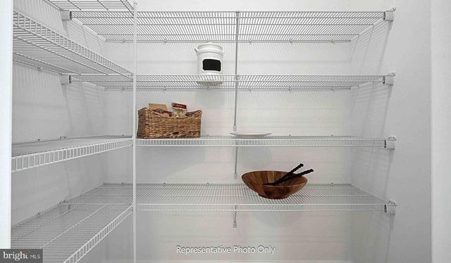 120 MORNING DR, Ephrata, PA 17522