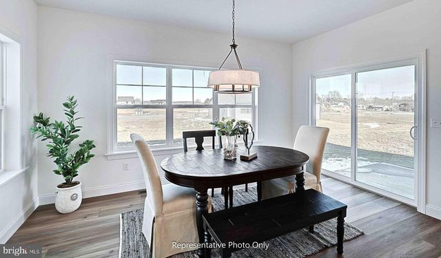 120 MORNING DR, Ephrata, PA 17522