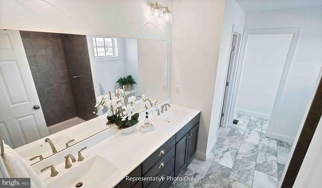 120 MORNING DR, Ephrata, PA 17522