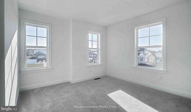 120 MORNING DR, Ephrata, PA 17522