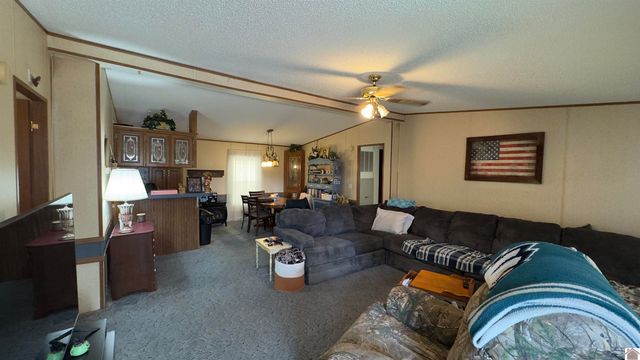 1578 Poplar Springs Dr, Murray, KY 42071