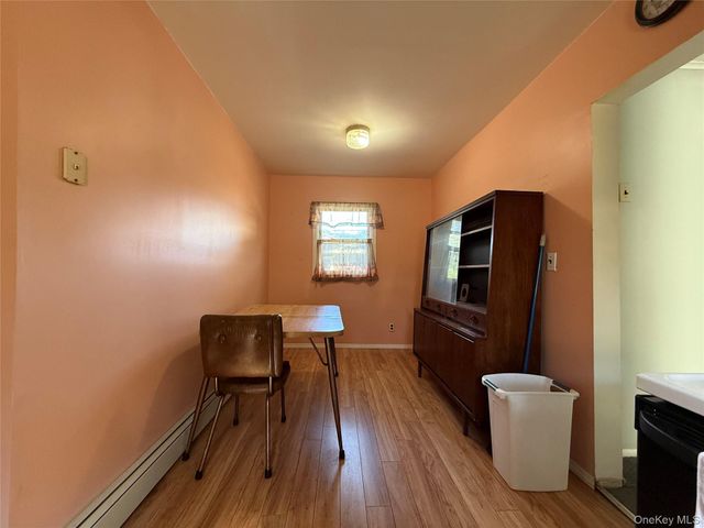 29 Maplewood Avenue, Selden, NY 11784