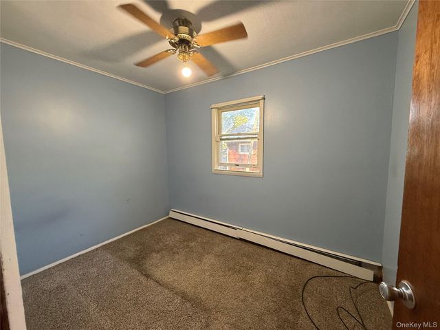 29 Maplewood Avenue, Selden, NY 11784