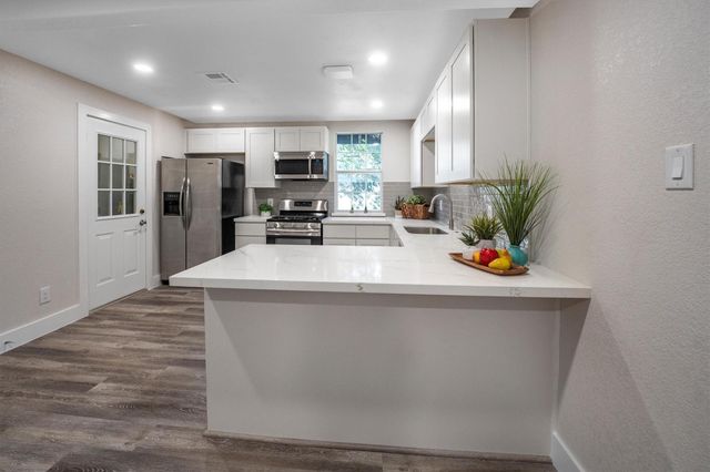 1062 Lamonte Lane, Houston, TX 77018