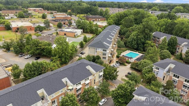 643 Raphael Place, Charlotte, NC 28205
