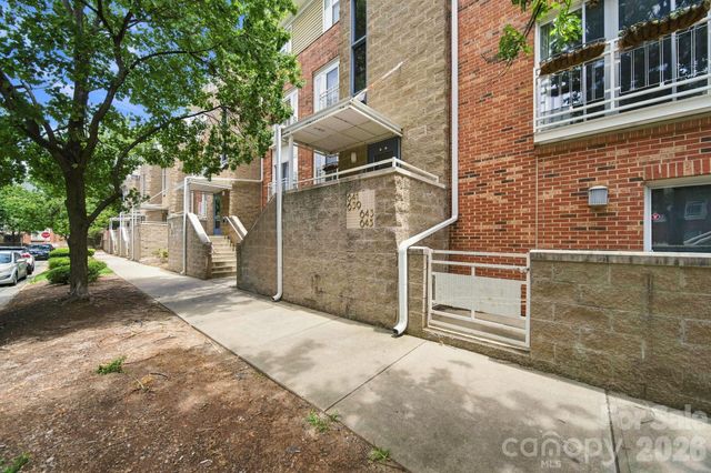 643 Raphael Place, Charlotte, NC 28205