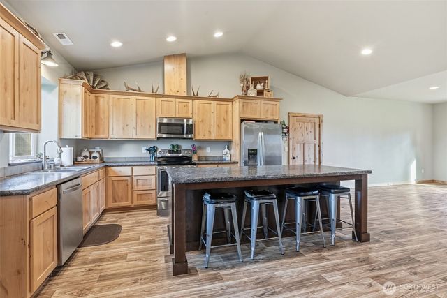 371 Toledo-Vader Road, Toledo, WA 98591