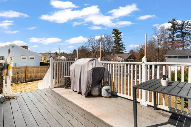 6 Messer Avenue, Salem, NH 03079