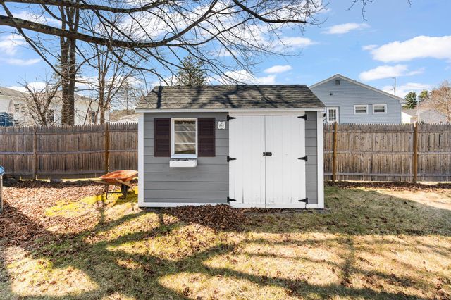 6 Messer Avenue, Salem, NH 03079