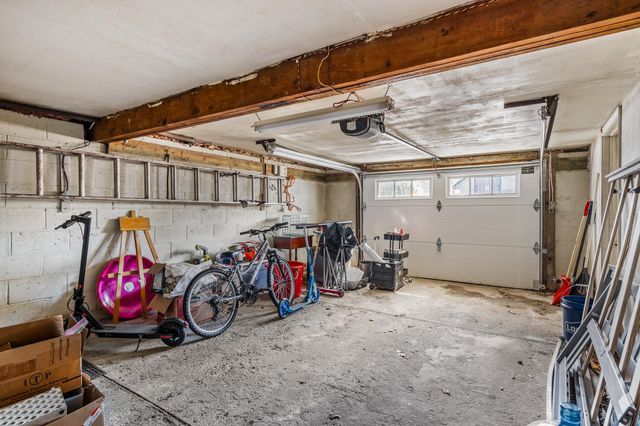6 Messer Avenue, Salem, NH 03079
