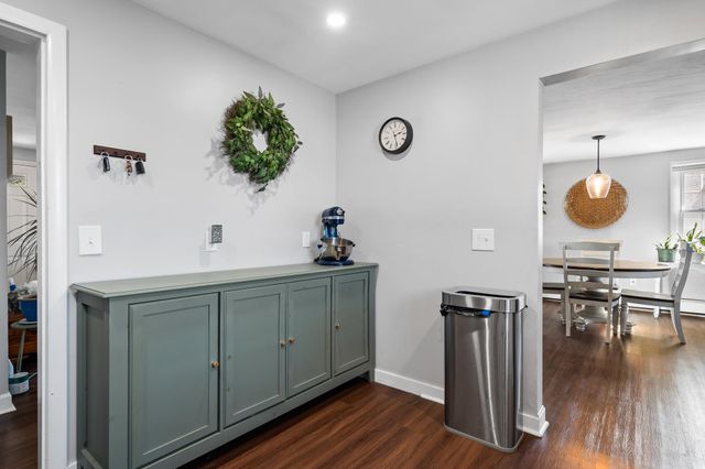 6 Messer Avenue, Salem, NH 03079