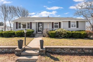 6 Messer Avenue, Salem, NH 03079