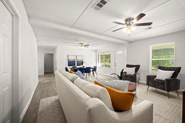 5219 Myrtlewood Street, Houston, TX 77033