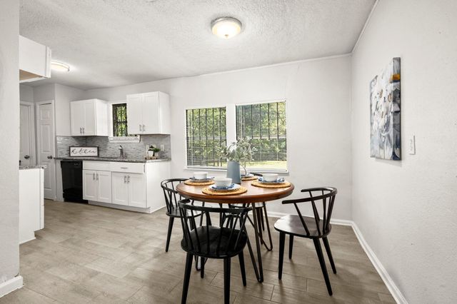 5219 Myrtlewood Street, Houston, TX 77033