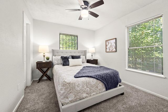 5219 Myrtlewood Street, Houston, TX 77033