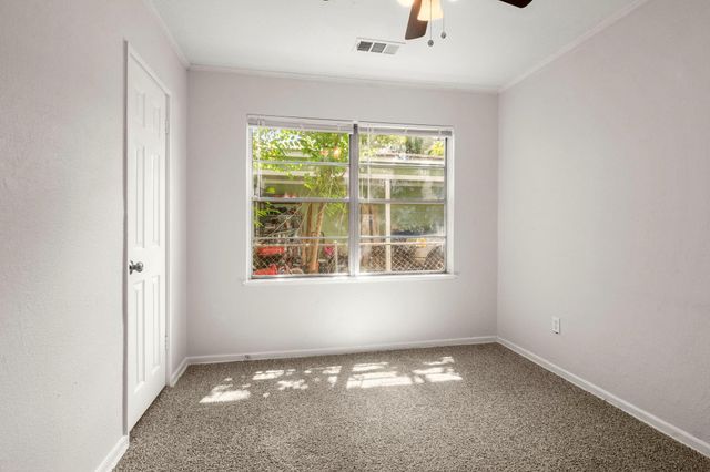 5219 Myrtlewood Street, Houston, TX 77033