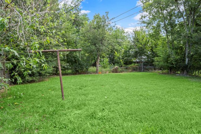 5219 Myrtlewood Street, Houston, TX 77033