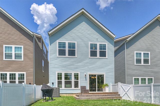 9034 Henry Thoreau Road, Charlotte, NC 28214