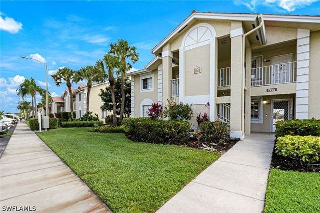 7706 Jewel LN 102, Naples, FL 34109