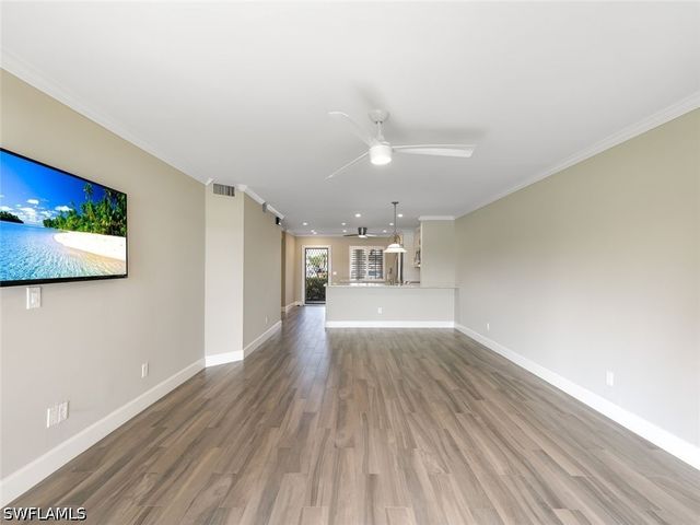 7706 Jewel LN 102, Naples, FL 34109