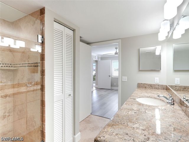 7706 Jewel LN 102, Naples, FL 34109