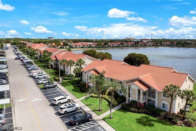 7706 Jewel LN 102, Naples, FL 34109