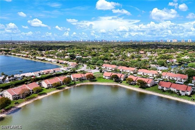 7706 Jewel LN 102, Naples, FL 34109