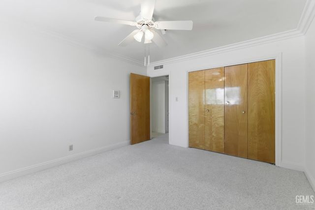 913 Elizabeth Court, Bakersfield, CA 93308