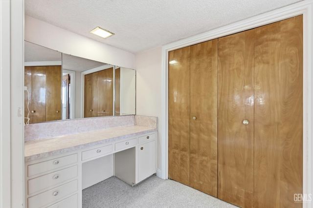 913 Elizabeth Court, Bakersfield, CA 93308