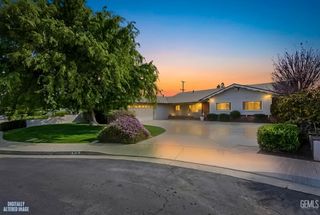 913 Elizabeth Court, Bakersfield, CA 93308