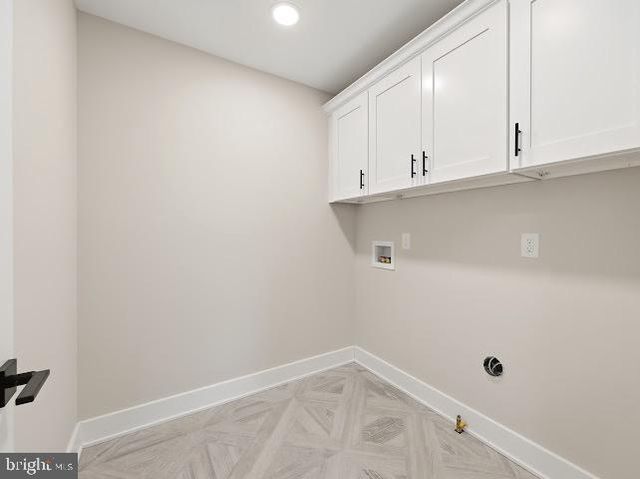 2675 LAKESIDE DR, Williamstown, NJ 08094