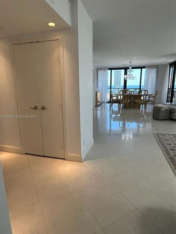 19667 TURNBERRY WAY 18-K, Aventura, FL 33180
