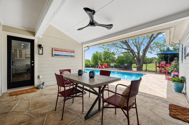 1811 Cando CT, Lakeway, TX 78734