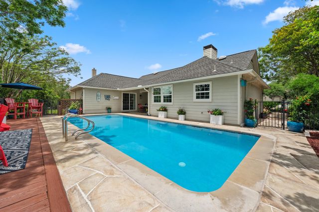 1811 Cando CT, Lakeway, TX 78734
