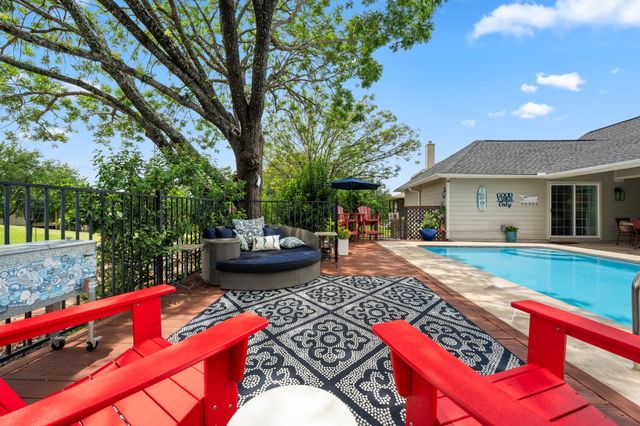 1811 Cando CT, Lakeway, TX 78734