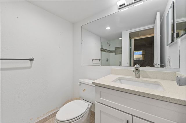 233 Monaco Boulevard E, Delray Beach, FL 33446