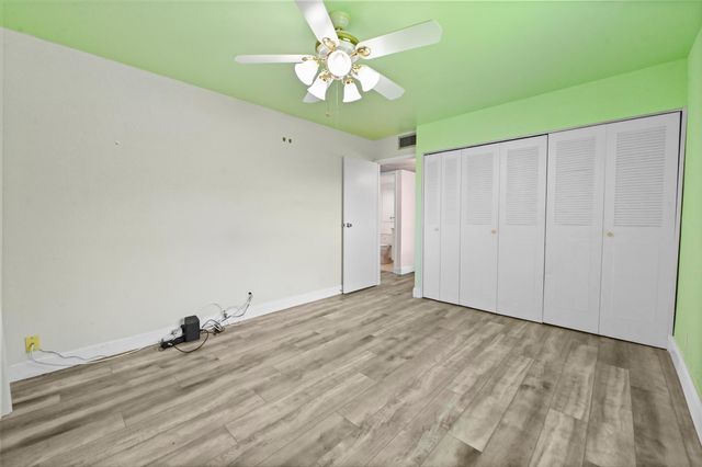 233 Monaco Boulevard E, Delray Beach, FL 33446