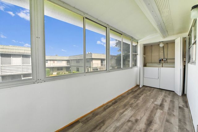 233 Monaco Boulevard E, Delray Beach, FL 33446