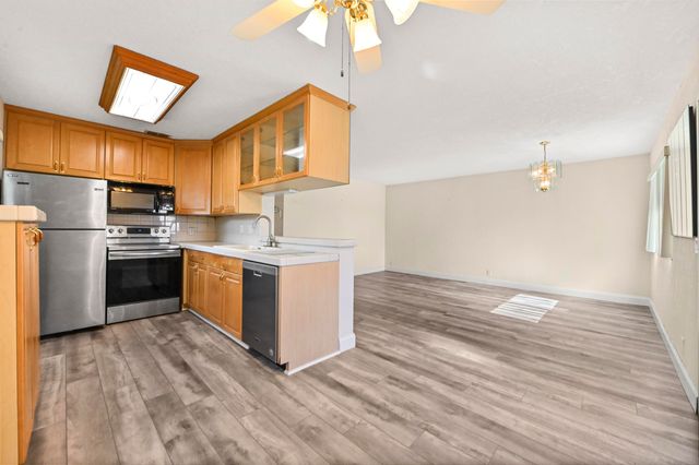 233 Monaco Boulevard E, Delray Beach, FL 33446