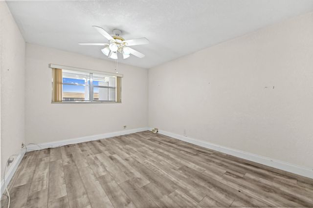 233 Monaco Boulevard E, Delray Beach, FL 33446