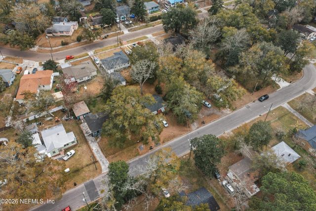 2029 W ALLANDALE Circle W, Jacksonville, FL 32254